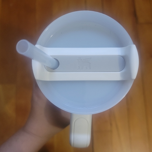 40 oz Stanley Frost White - Picture 3 of 3